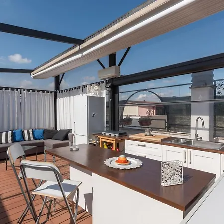 Apartment Roof Terrace Gleizer Saint Peter's *
